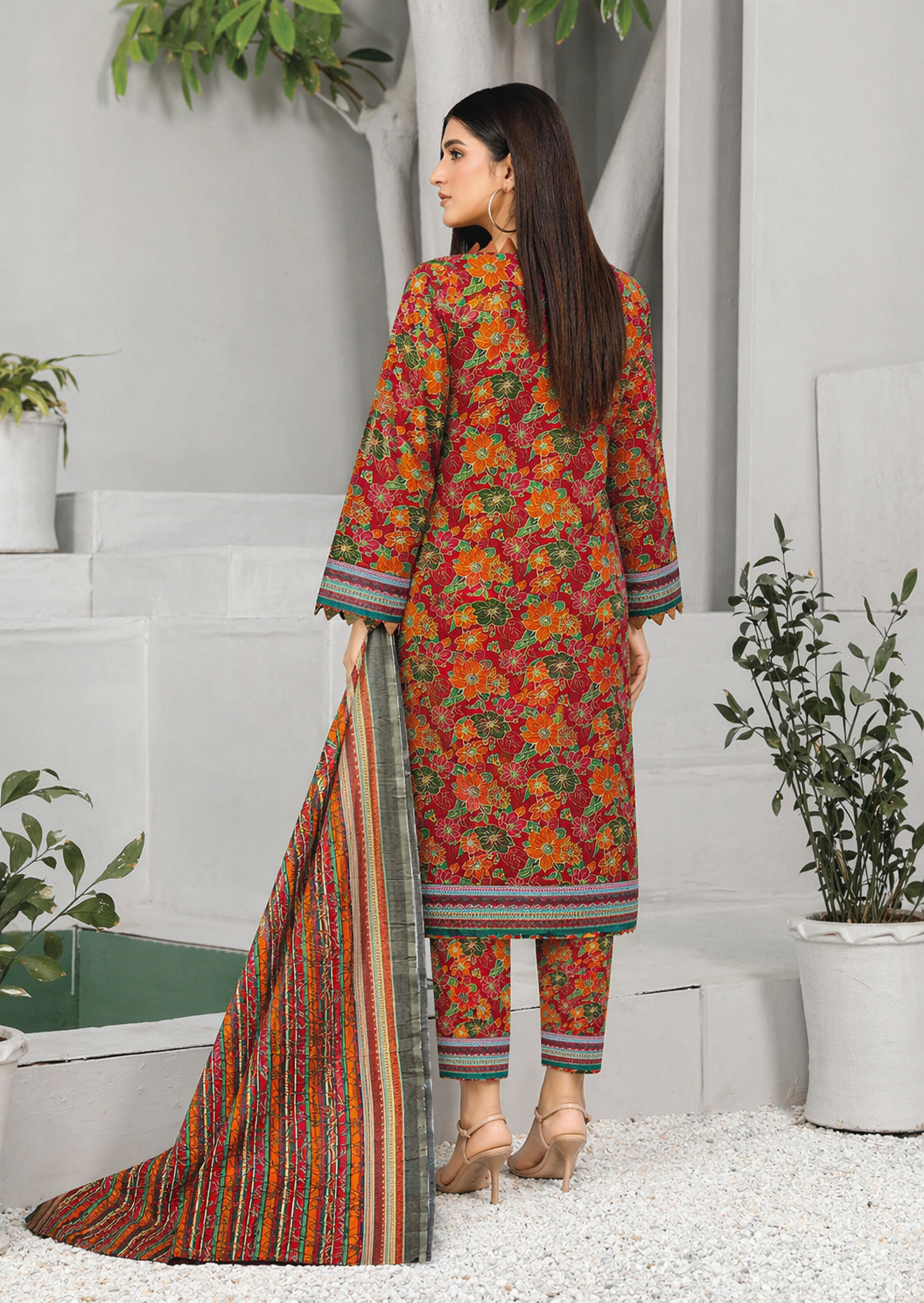 3-PC lawn suit with Lawn Dupatta(Unstitched)