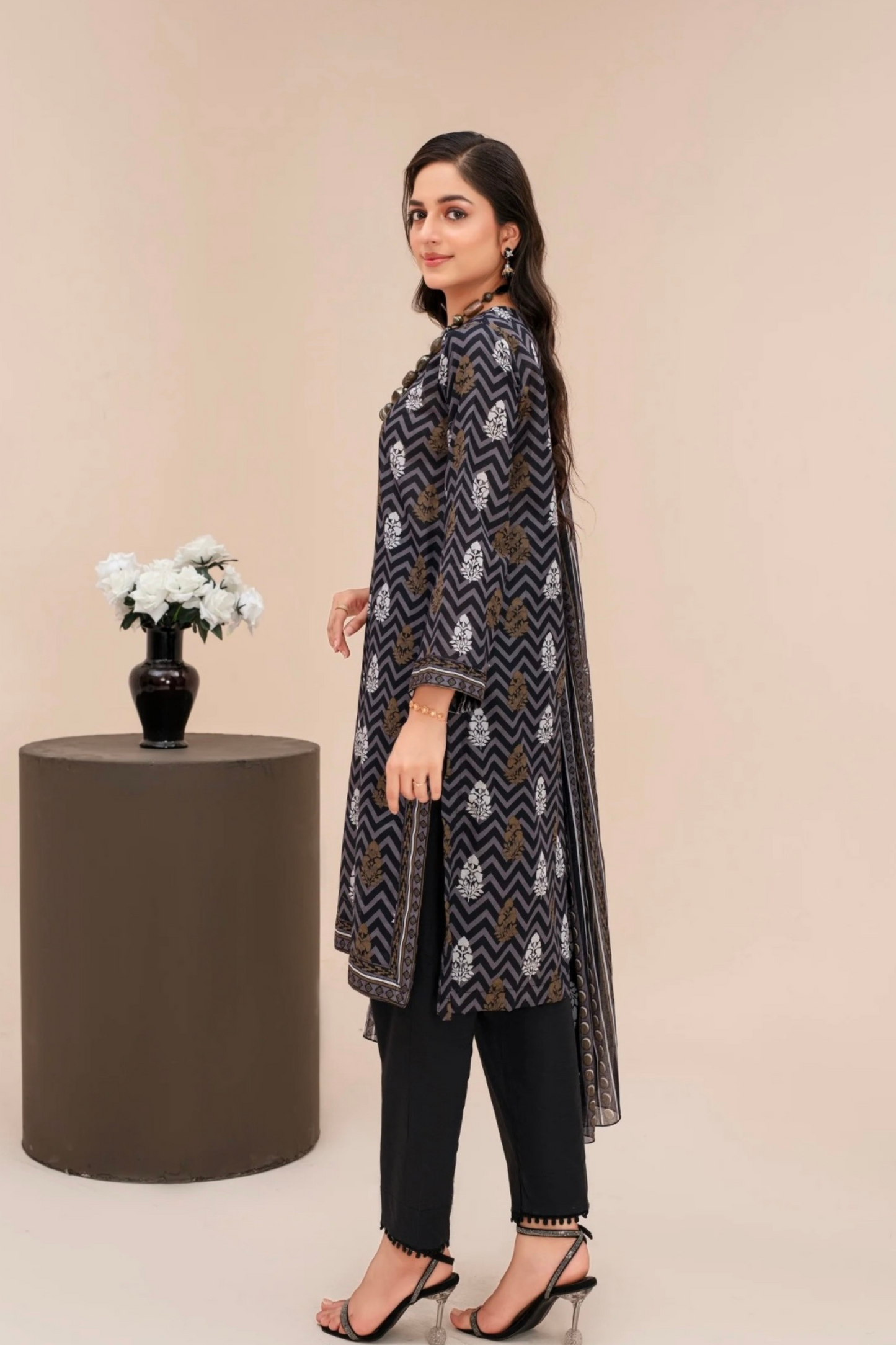 3-piece Premium Black & White Digital printed Lawn suit (Unstitched)