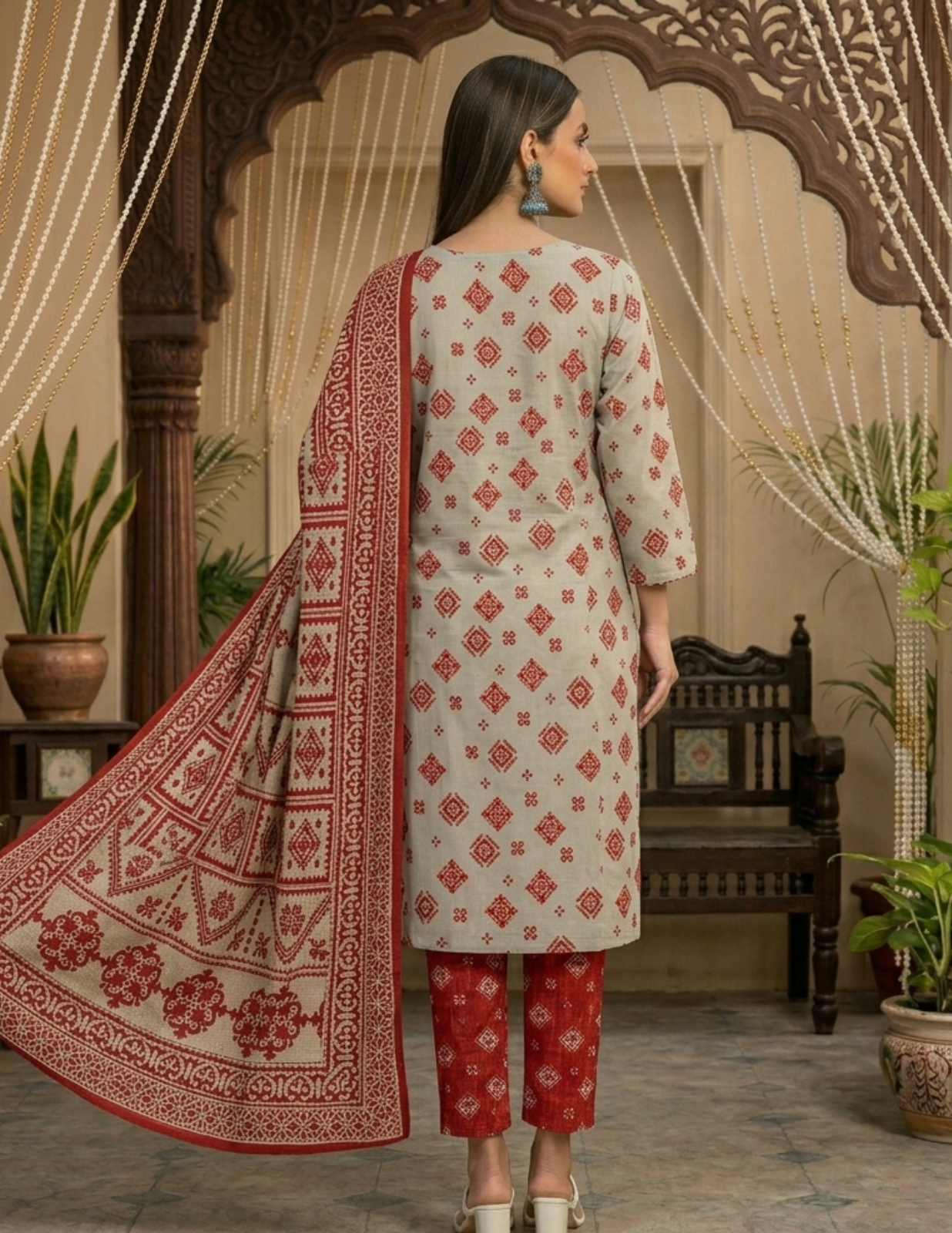 Graceful 3-Pc Bana Dora Lawn Printed Suit