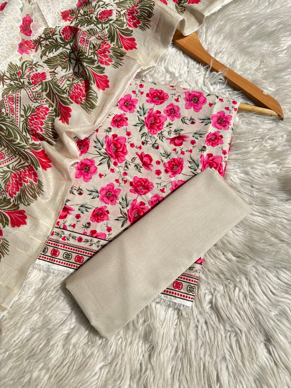 3-Piece Soft Grey & Magenta Floral Unstitched Lawn Suit