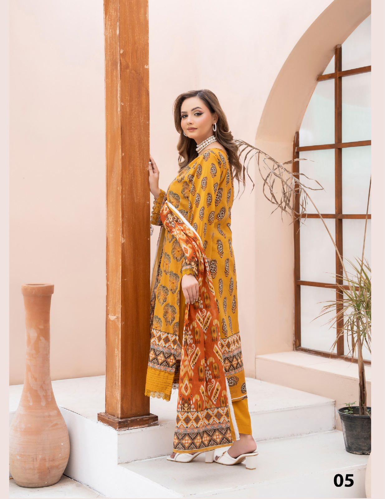 3 Pc Luxury Printed Lawn Suit – Elegant Premium Unstitched Summer Wear