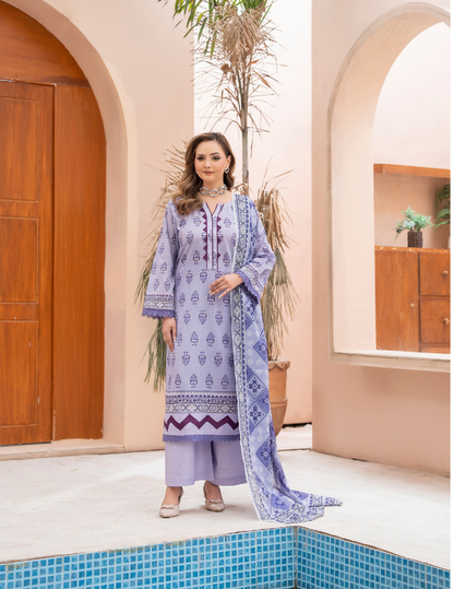 3 Pc Luxury Printed Lawn Suit – Elegant Premium Unstitched Summer Wear