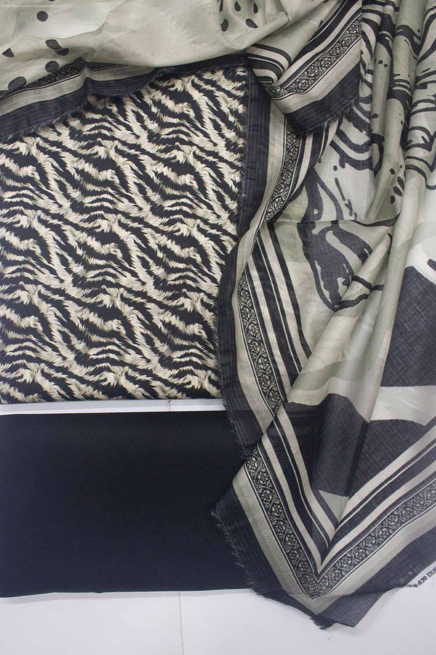 3-Piece Premium Black grey white printed Lawn suit (Unstitched)