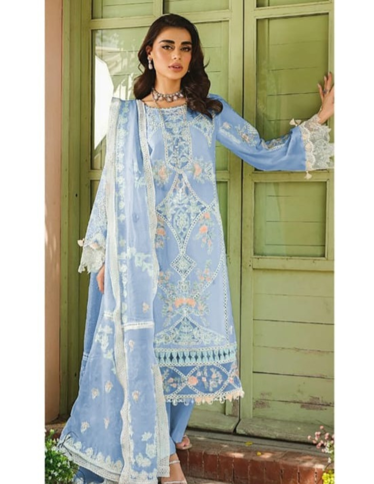 Premium Chikankari 3PC Lawn Fancy Embroidered Suit (Unstitched)